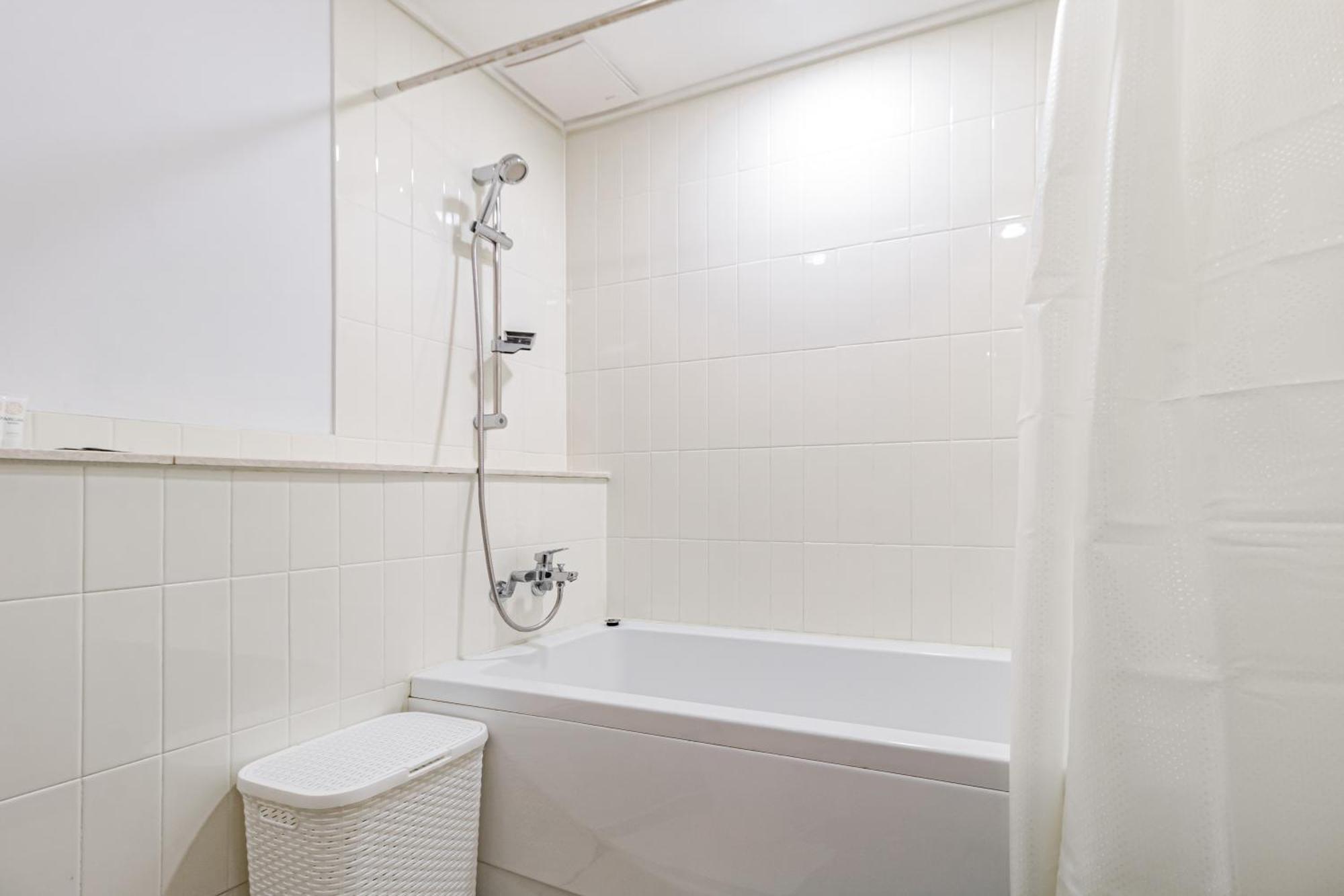 Highvill Apartment *